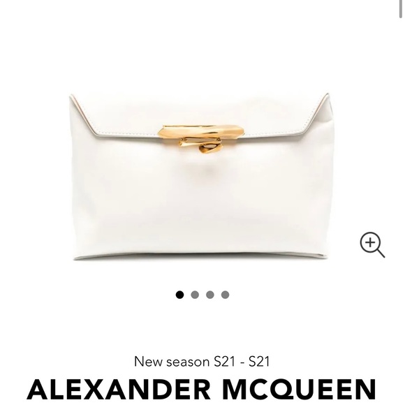 BRAND NEW Alexander McQueen Soft Ivory nappa leather Sculptural Pouch - Picture 1 of 4